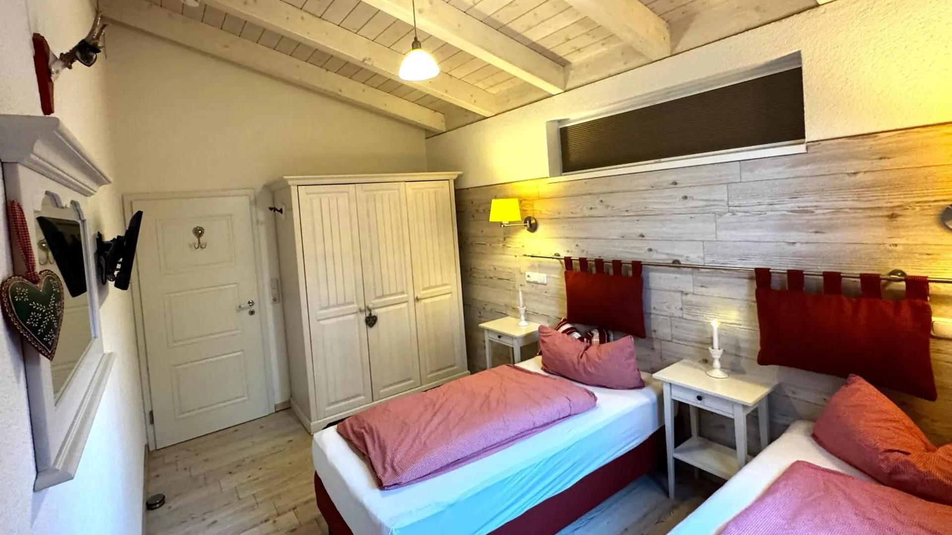 Ana'S Landhaus Auch Fuer Monteure Heretsried Apartment