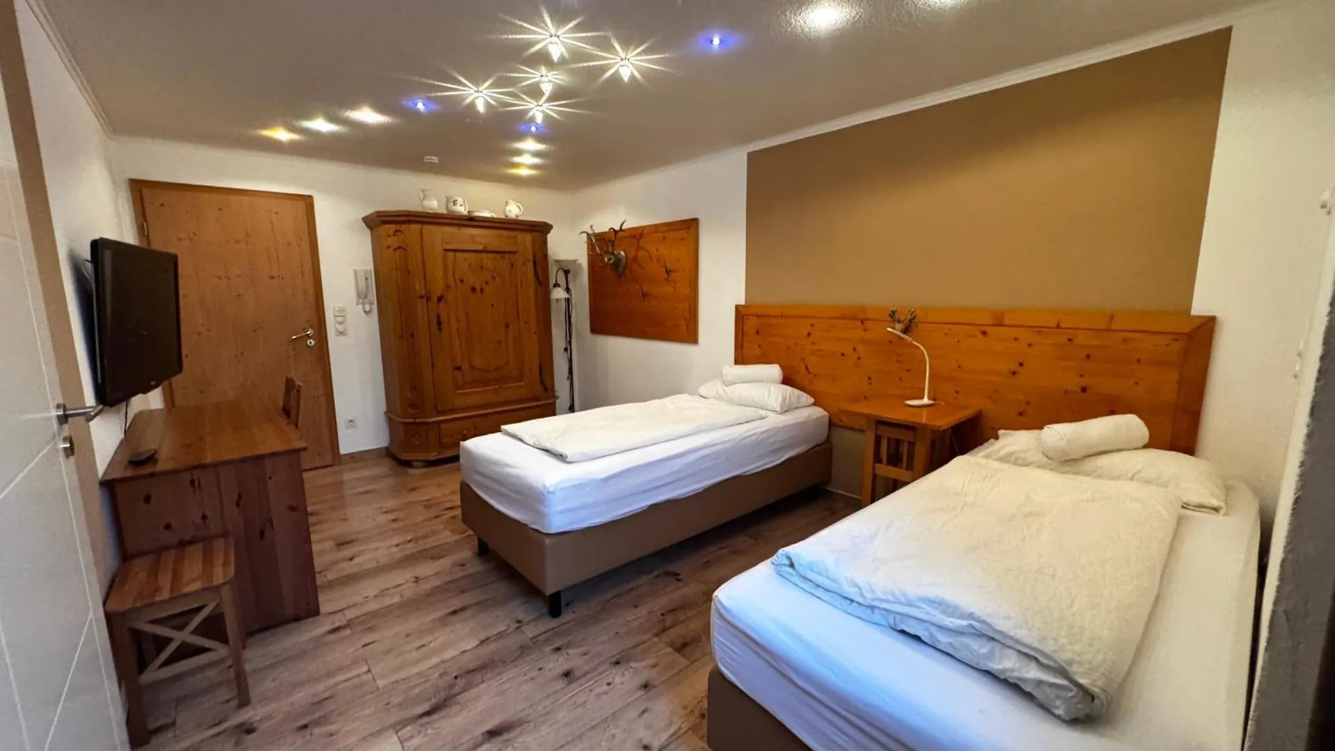 Ana'S Landhaus Auch Fuer Monteure Heretsried