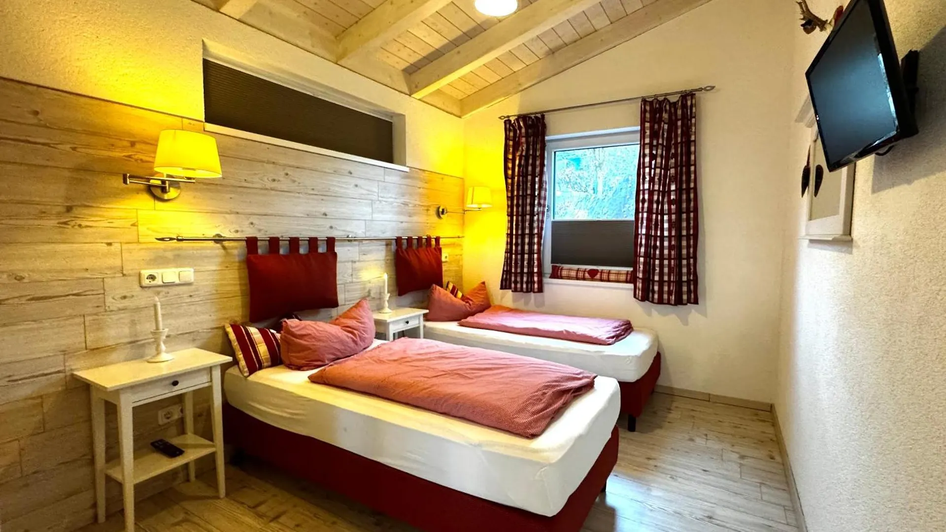 Ana'S Landhaus Auch Fuer Monteure Heretsried