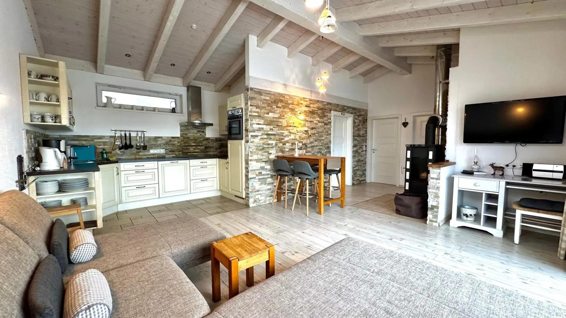 Ana'S Landhaus Auch Fuer Monteure Heretsried Germany